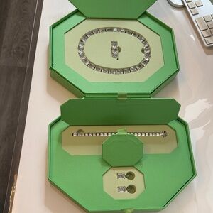 Swarovski Silver Jewelry Set with Clear Crystals